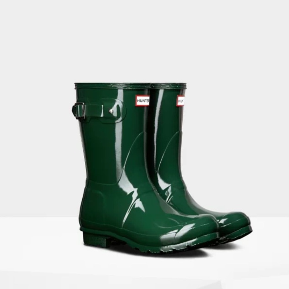 Green shiny mid calf hunter boots
